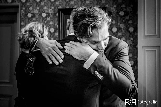 🍂 𝐻𝐸𝑅𝐹𝒮𝒯𝐵𝑅𝒰𝐼𝐿𝒪𝐹𝒯
Gisteren was ik nog op deze prachtige locatie om de bruiloft van Cees & Christine te fotograferen. 
Nee 😉 die beelden zijn nog niet klaar! Maar als ik daar zo ben komen toch weer even alle bruidsparen voorbij di