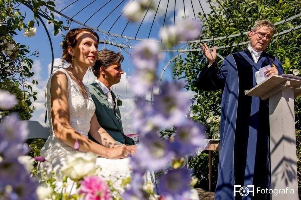 Trouwen bij de Steinse Tuin in Haastr