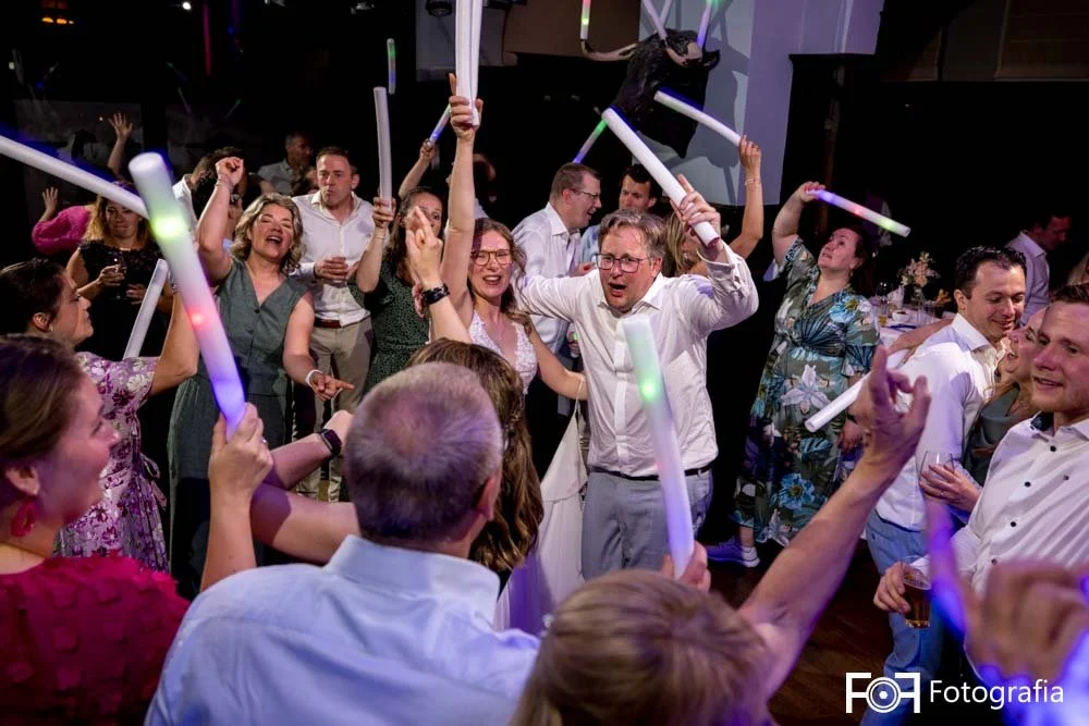 bruiloft feest bij kasteel kerkebosch