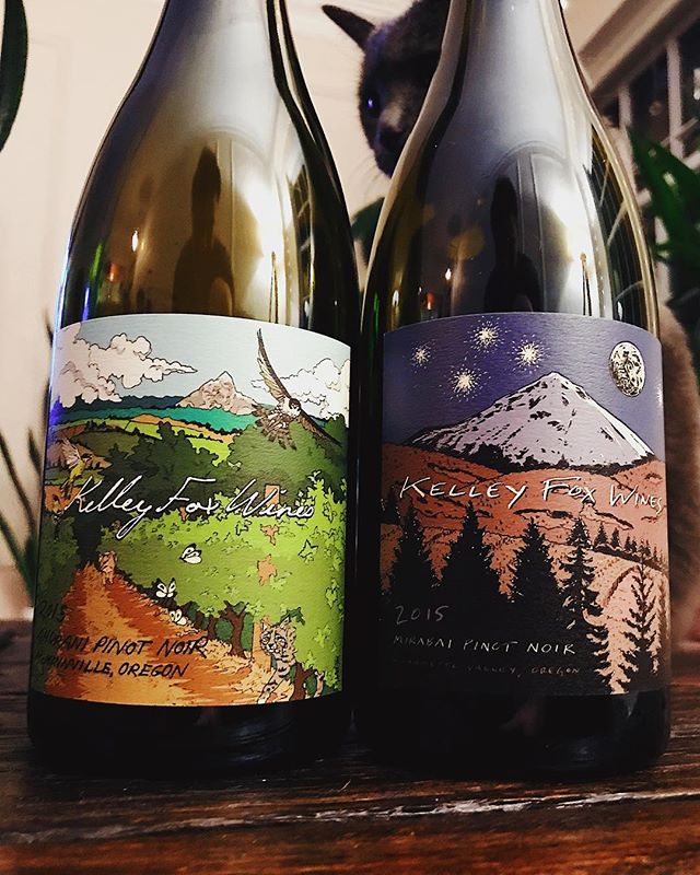 I fox with these. @kelley_fox_wines .
.
.
.
#willamettevalley #mcminnvilleoregon #mareshvineyard #momtazivineyard #wine #pinotnoir #foxpuns #delectableapp #sommelier