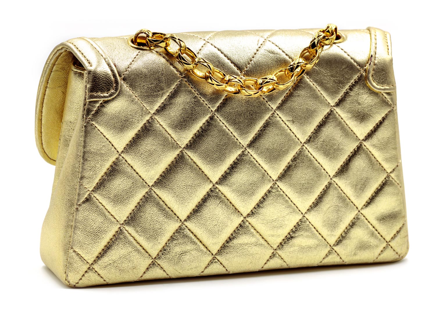 Chanel 19 leather clutch bag Chanel Gold in Leather - 23768784