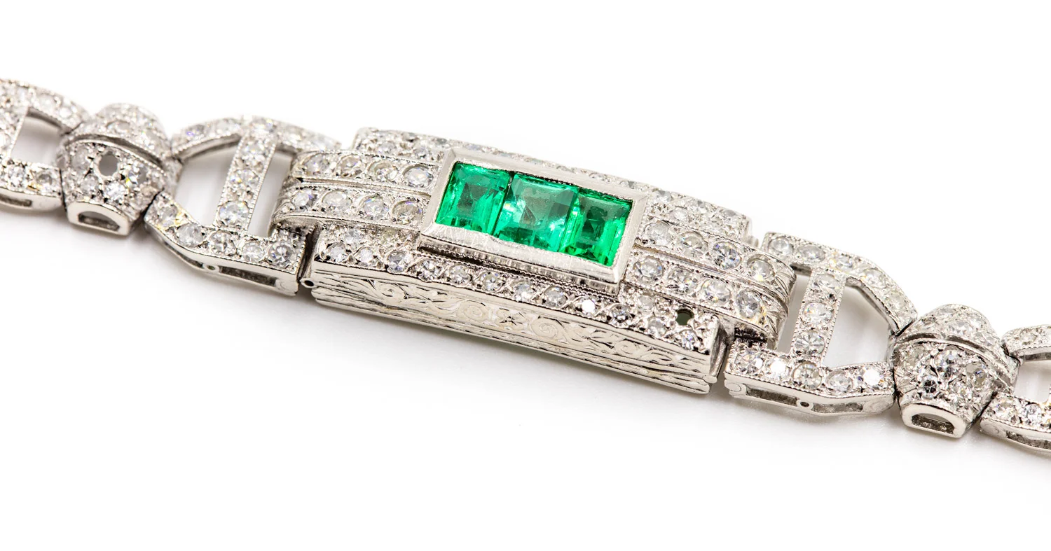 3-Emerald-Bracelet-X-Closeup.jpg