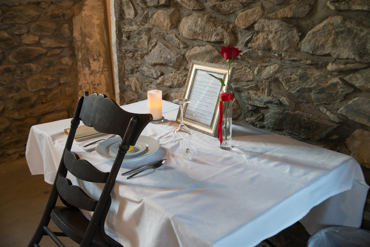 How To Thoughtfully Include A Fallen Soldiers Table At Your Wedding A Griffin Events