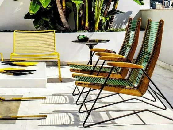 chair.jpg