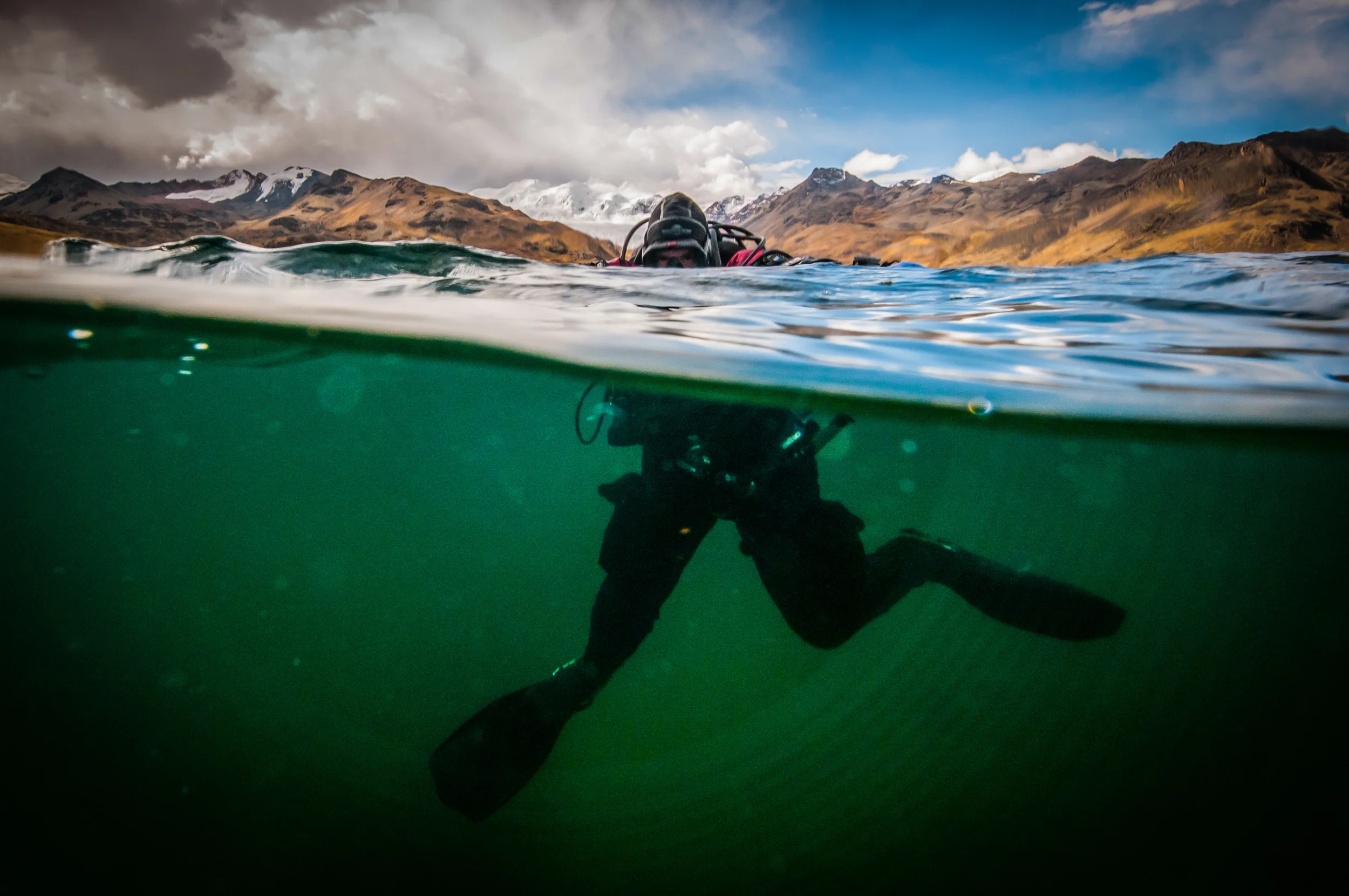 Diving in Lake SabinicochaLost Temple of the Inca, Bedrock Film Works