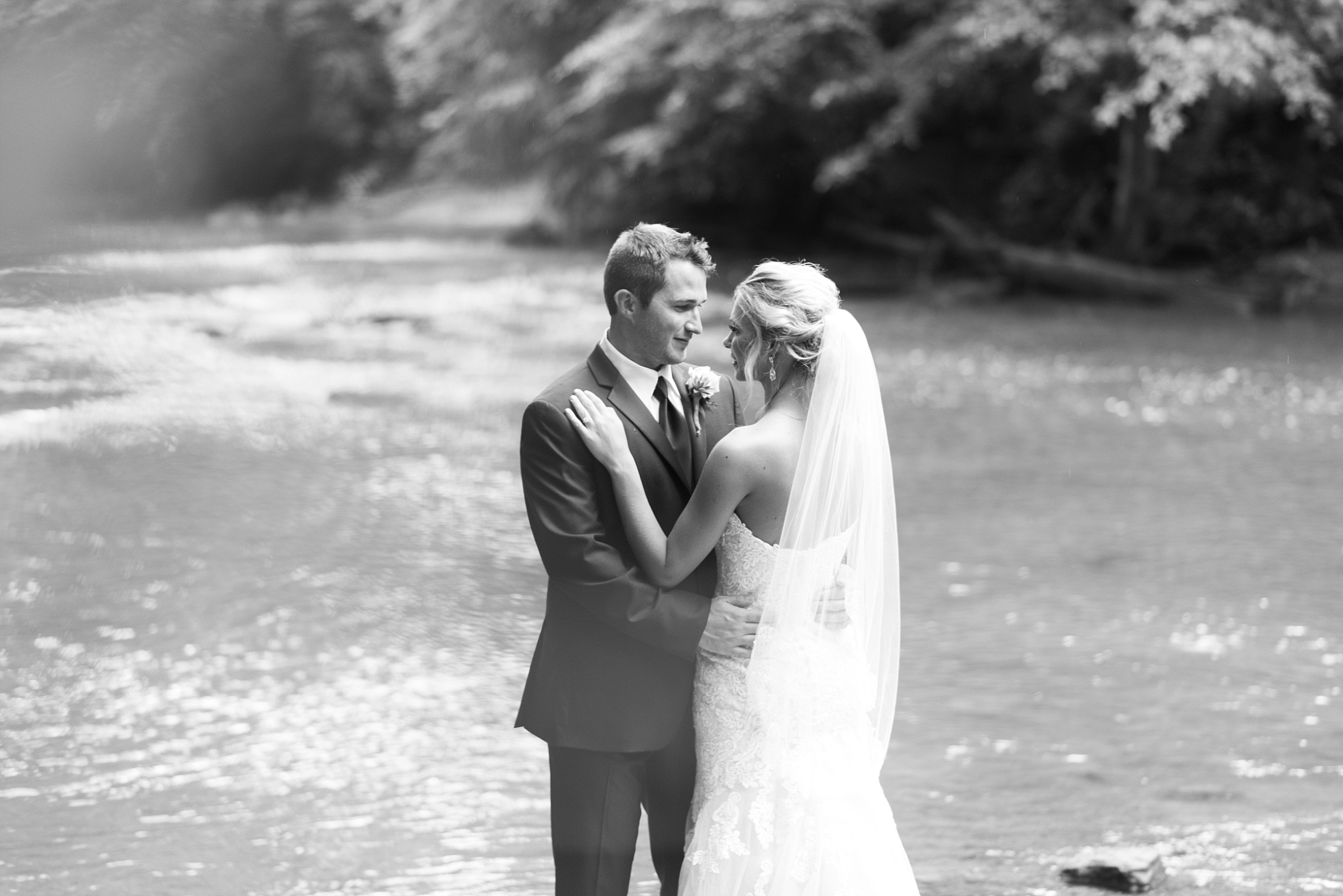 CORY & HALEY | FULLER WEDDING | CREEKSIDE MEADOWS -Laura Wilkerson Photography