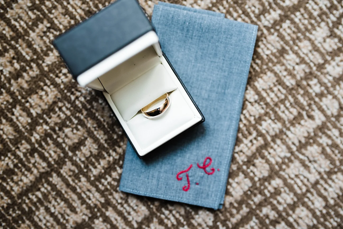 METAL MUSEUM WEDDING IN MEMPHIS | CAO WEDDING | Memphis Tennessee | Laura Wilkerson Photography