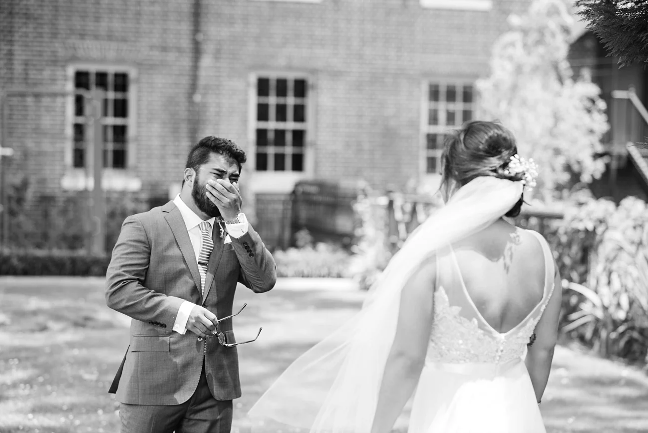 METAL MUSEUM WEDDING IN MEMPHIS | CAO WEDDING | Memphis Tennessee | Laura Wilkerson Photography