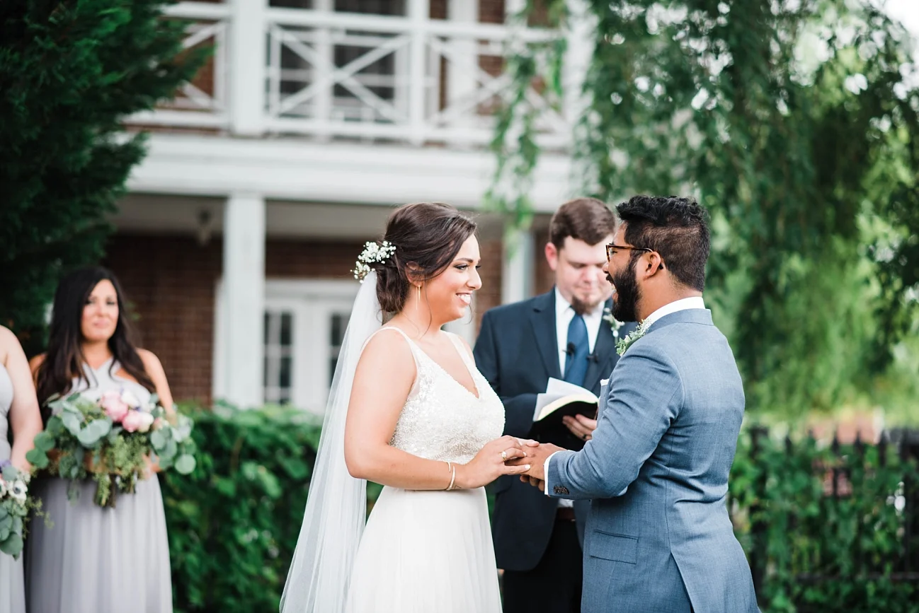 METAL MUSEUM WEDDING IN MEMPHIS | CAO WEDDING | Memphis Tennessee | Laura Wilkerson Photography