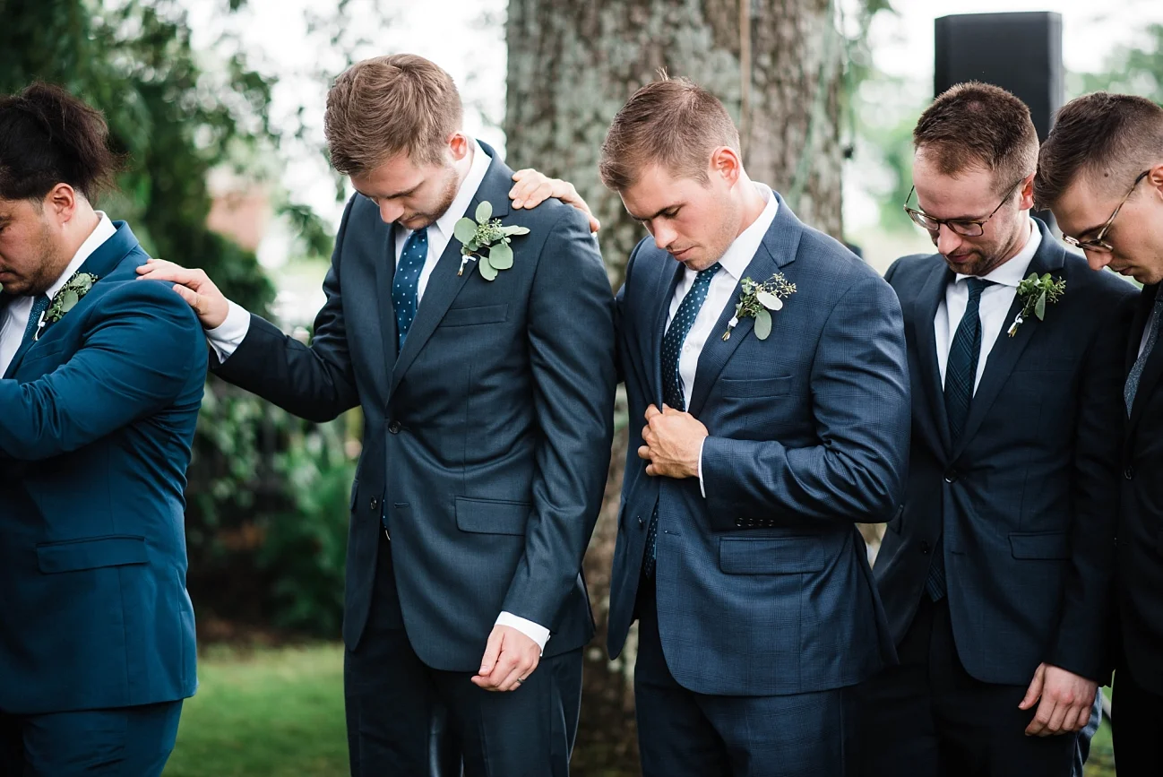 METAL MUSEUM WEDDING IN MEMPHIS | CAO WEDDING | Memphis Tennessee | Laura Wilkerson Photography