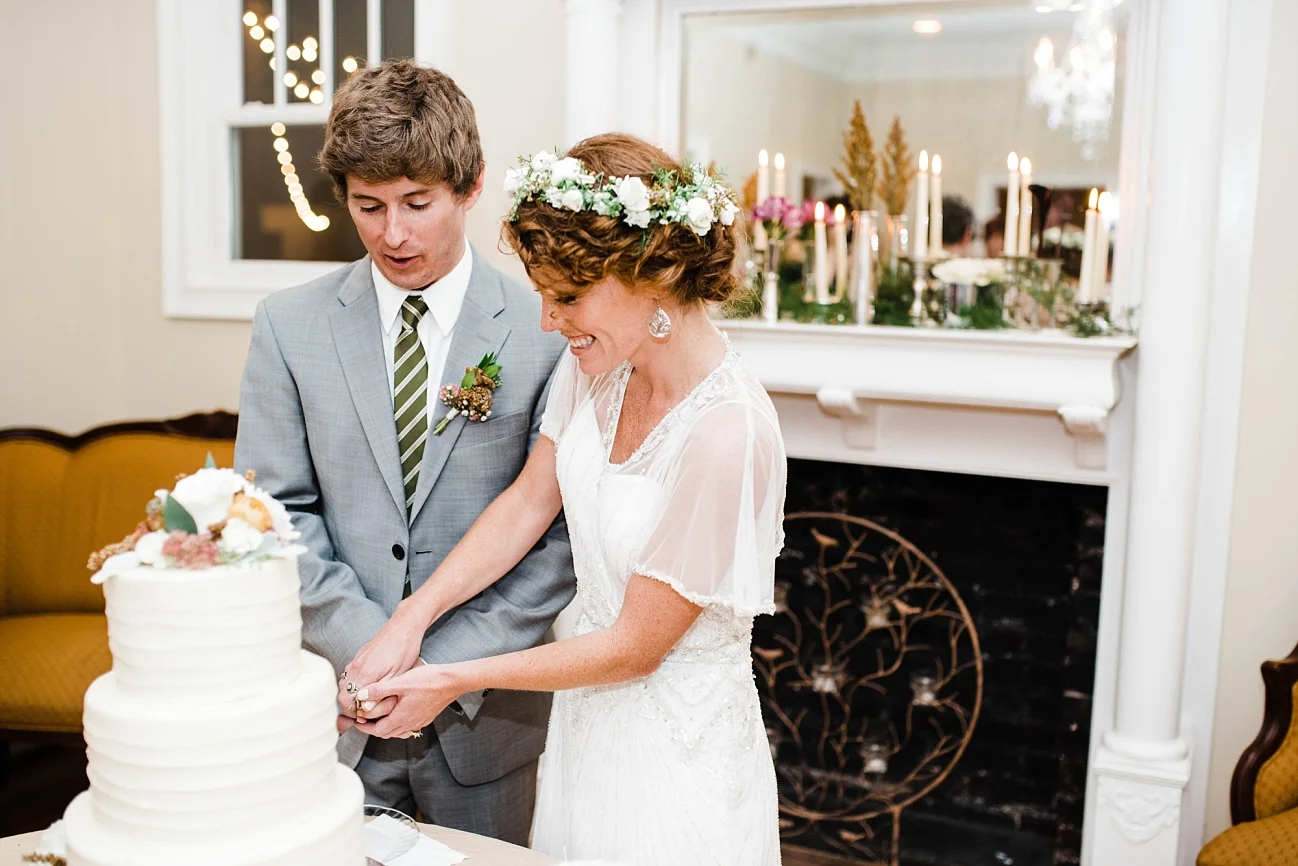 AUTUMN WEDDING AT THE SONNET HOUSE | SHANE & LEIGH