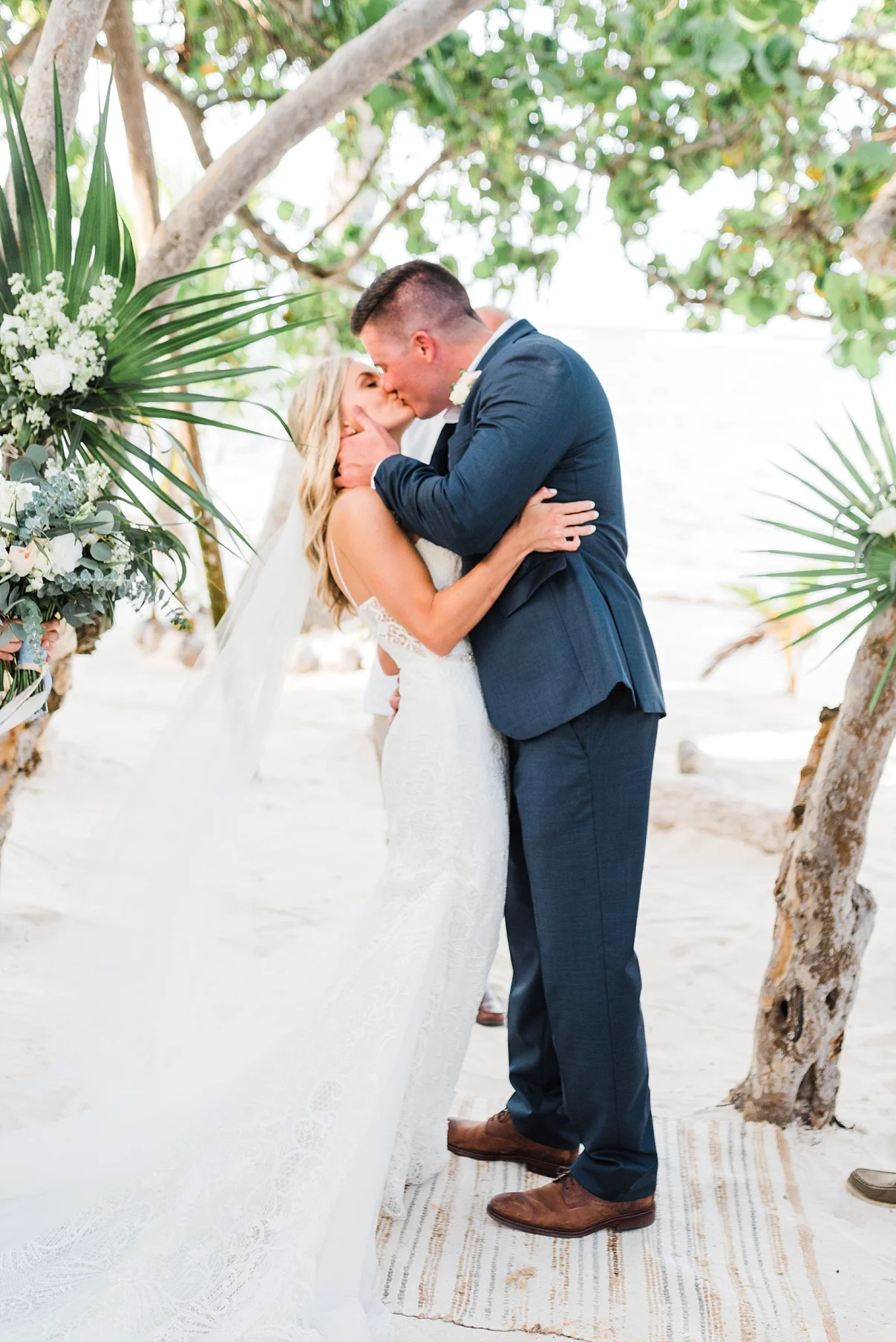 MALLORY & EBEN LEEMAN WEDDING | A DESTINATION WEDDING IN AKUMAL, MEXICO | LAURA WILKERSON PHOTOGRAPHY