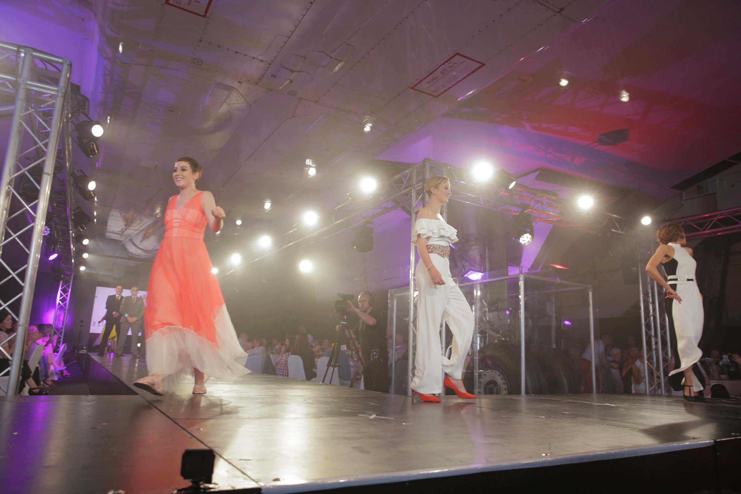Maggies on the Runway 20180642.jpg