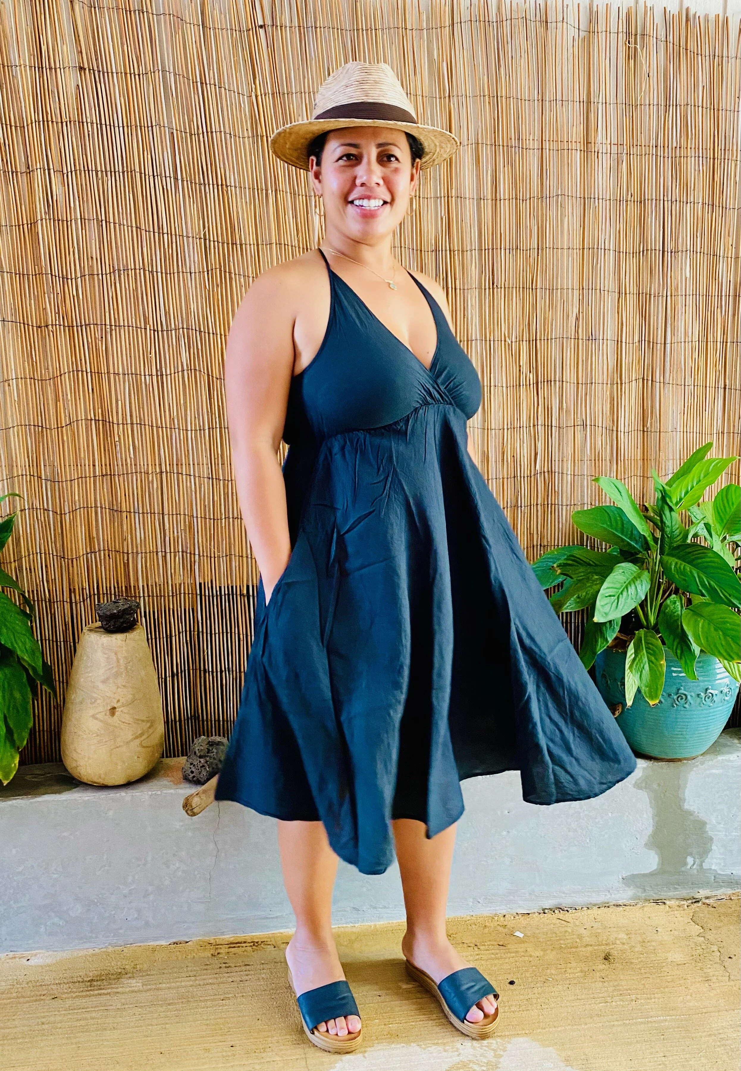 Wailoa Dress in Navy Front