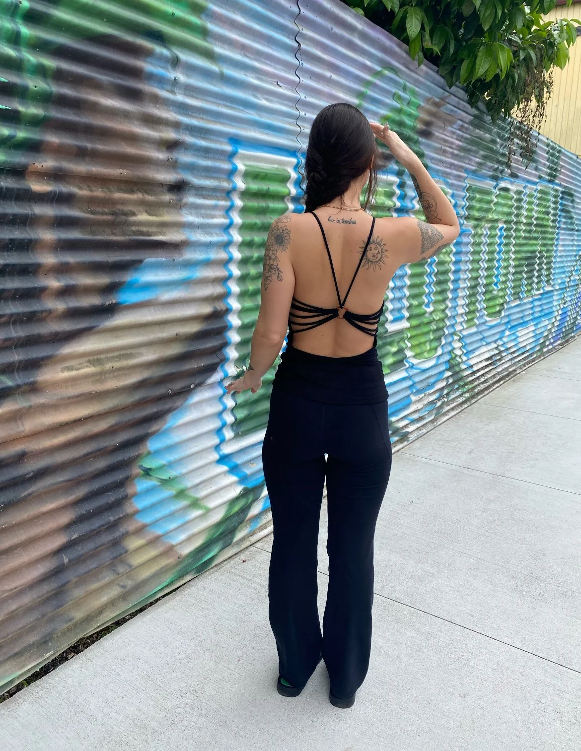 U'i Top Black Back 1.jpeg