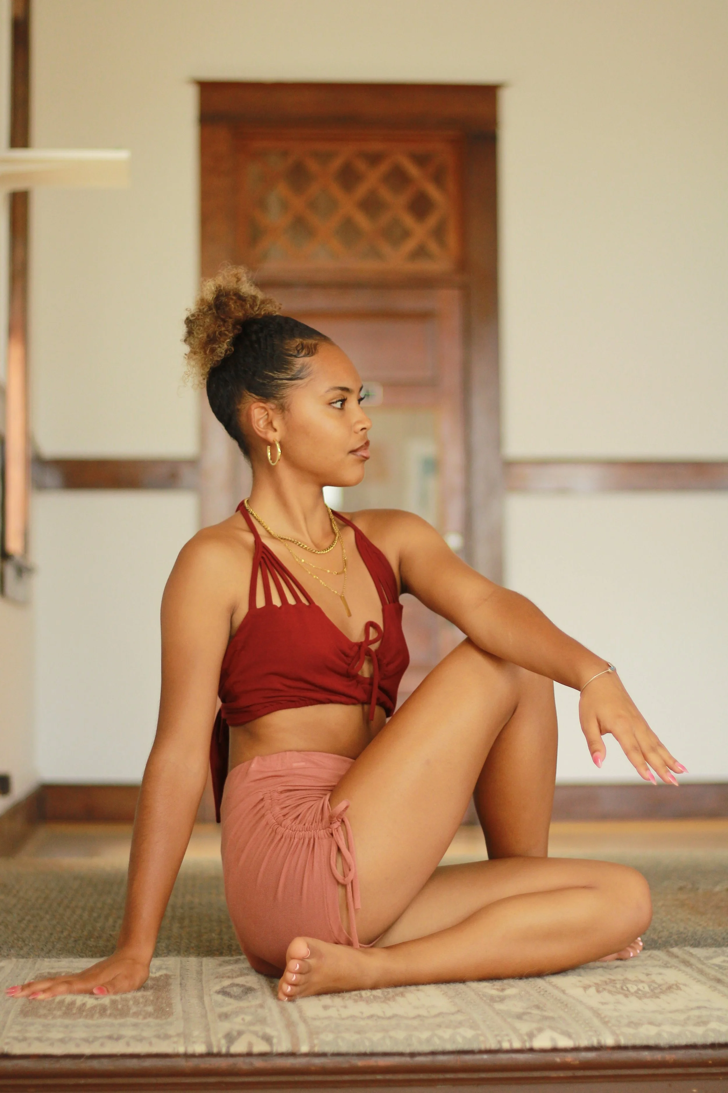 Yoga Bra Maroon:Yoga Short Rose .JPG