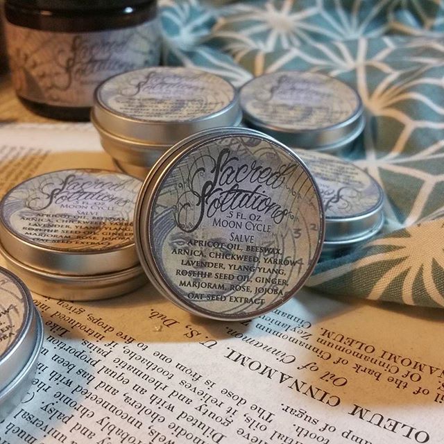 A wonderful Salve to help you rest well! Before sleep, apply to head, shoulders, lower back and womb. Eases muscle tension and discomfort associated with cramps, aches, and pains 🍁@sacredsolutions  #sacredsolutionsskincare #essentialoils #moonsalve 
