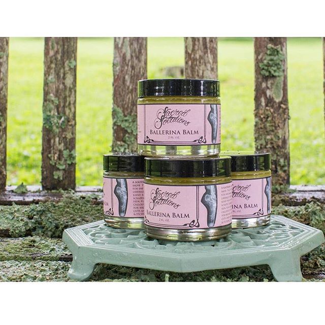 Happy World Ballet Day! 💗💖🕯🎭🌎💗💖💫💥💗In honor of ballerinas everywhere !!!! Sacred Solutions is offering a SALE on our NEW healing salve Ballerina Balm! $15 for our 2oz jar and $4 for .5oz tins!  Relieve those tired and aching muscles, fatigue