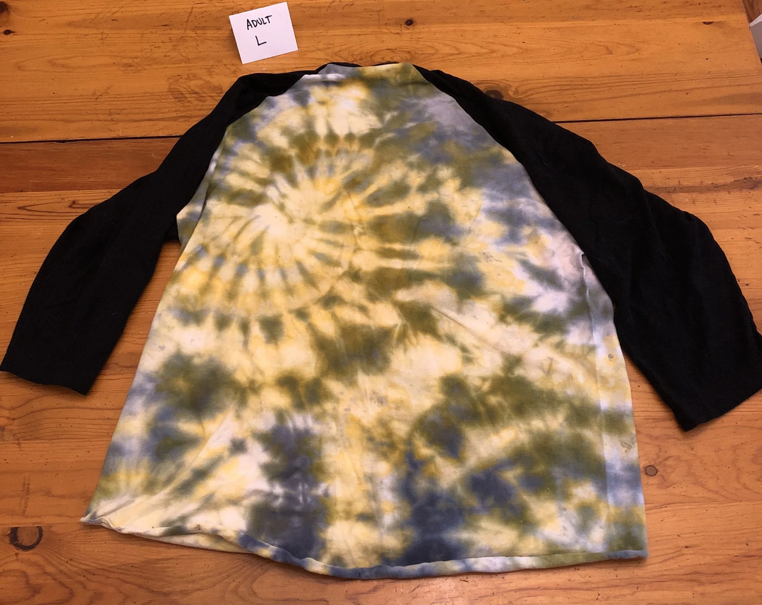 Jim-Dye_grey_yellow_spiral_long_sleeve_back_aL.JPG