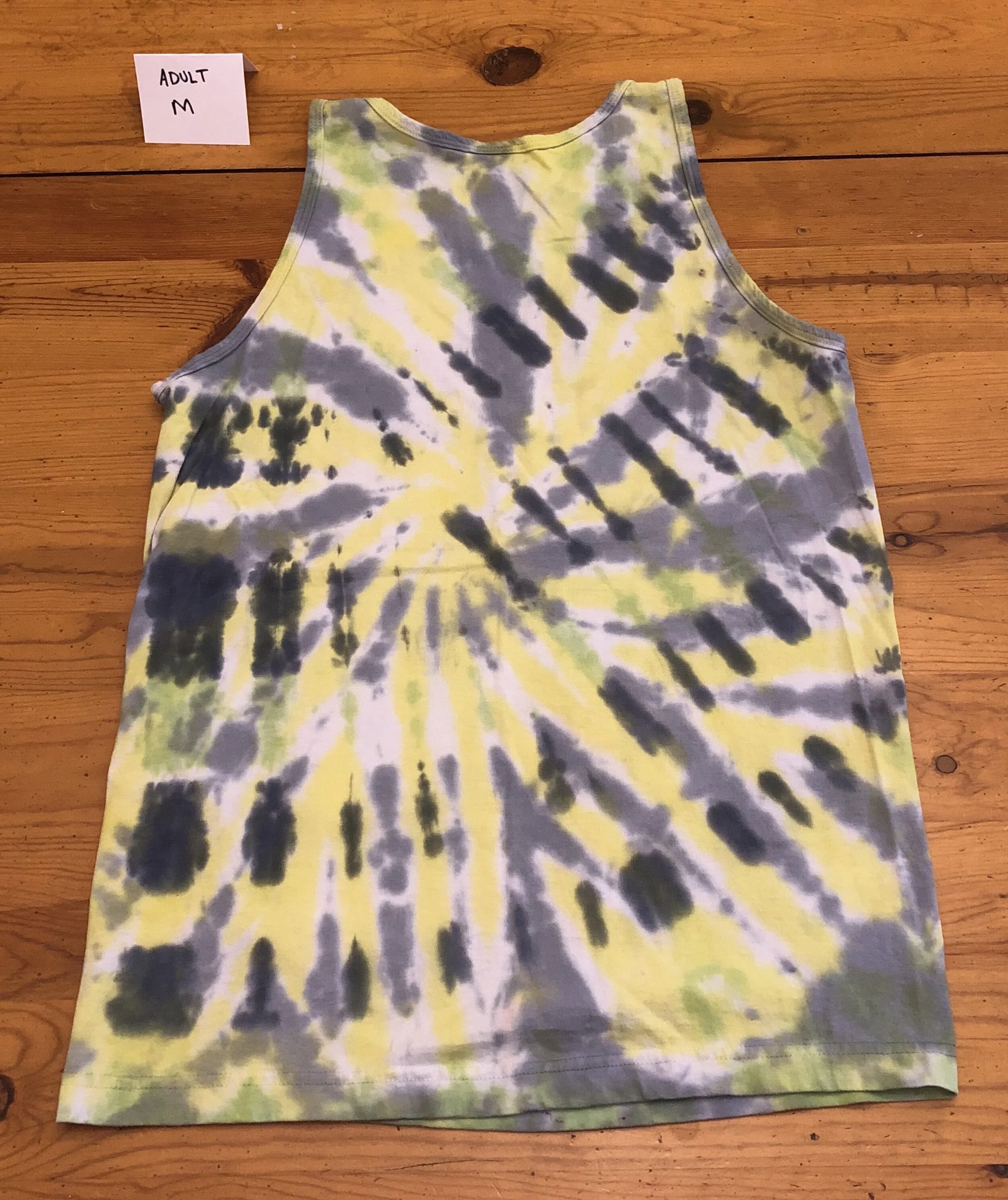 Jim-Dye_yellow_grey_tire_tank_back_aM.JPG