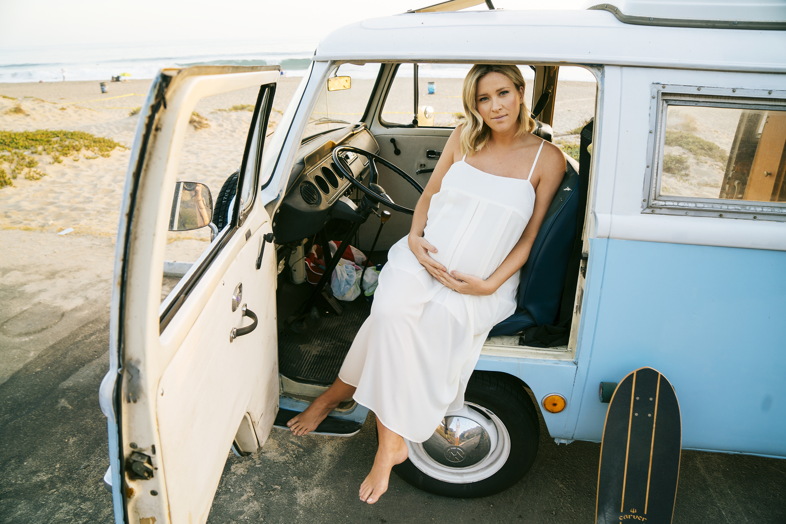 zuma beach, malibu, california, maternity shoot volkswagen bus