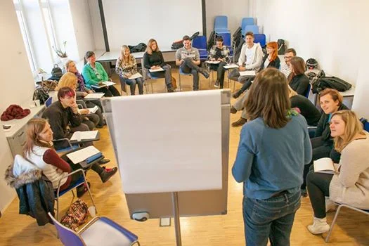 Vabimo vas na delavnico Pomen in prihodnost mladinskega dela