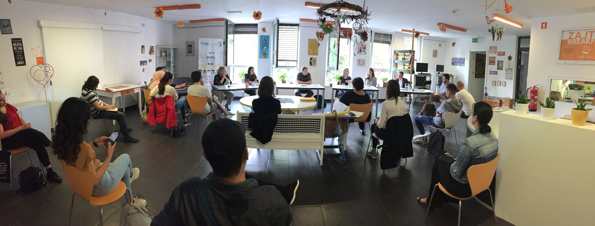 Okrogla miza: Vključevanje migrantov v lokalno okolje 