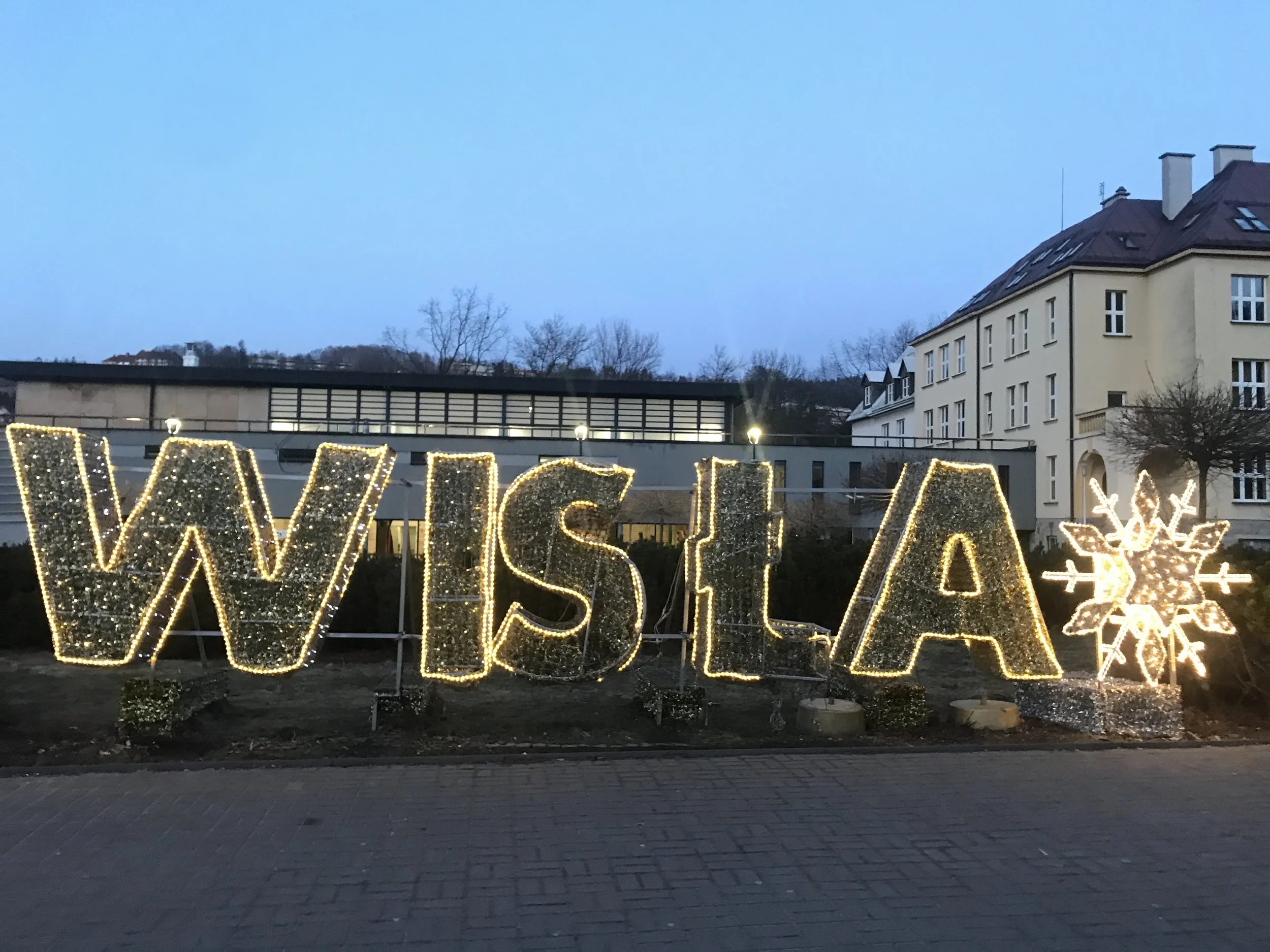 Mednarodno usposabljanje mladih FinLit je v polnem teku