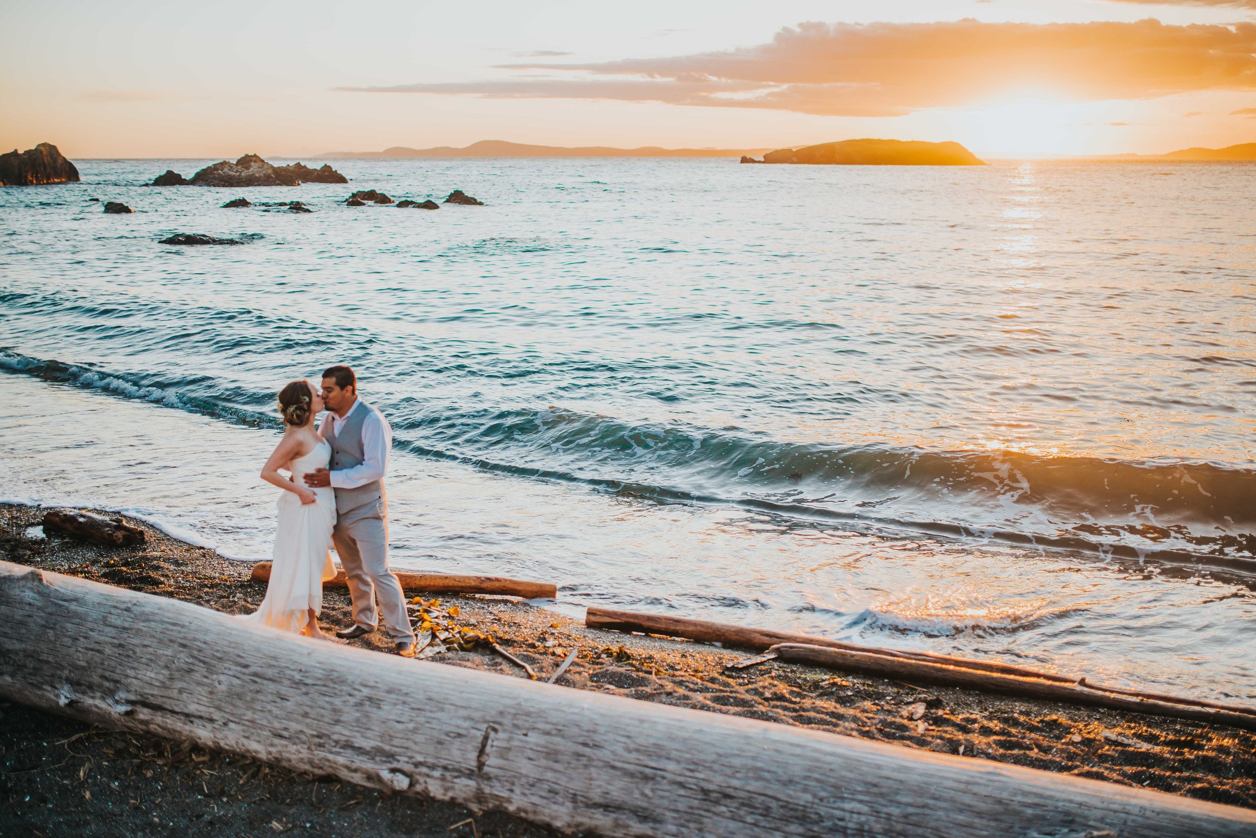 whidbey-elopement-photographer-52.jpg