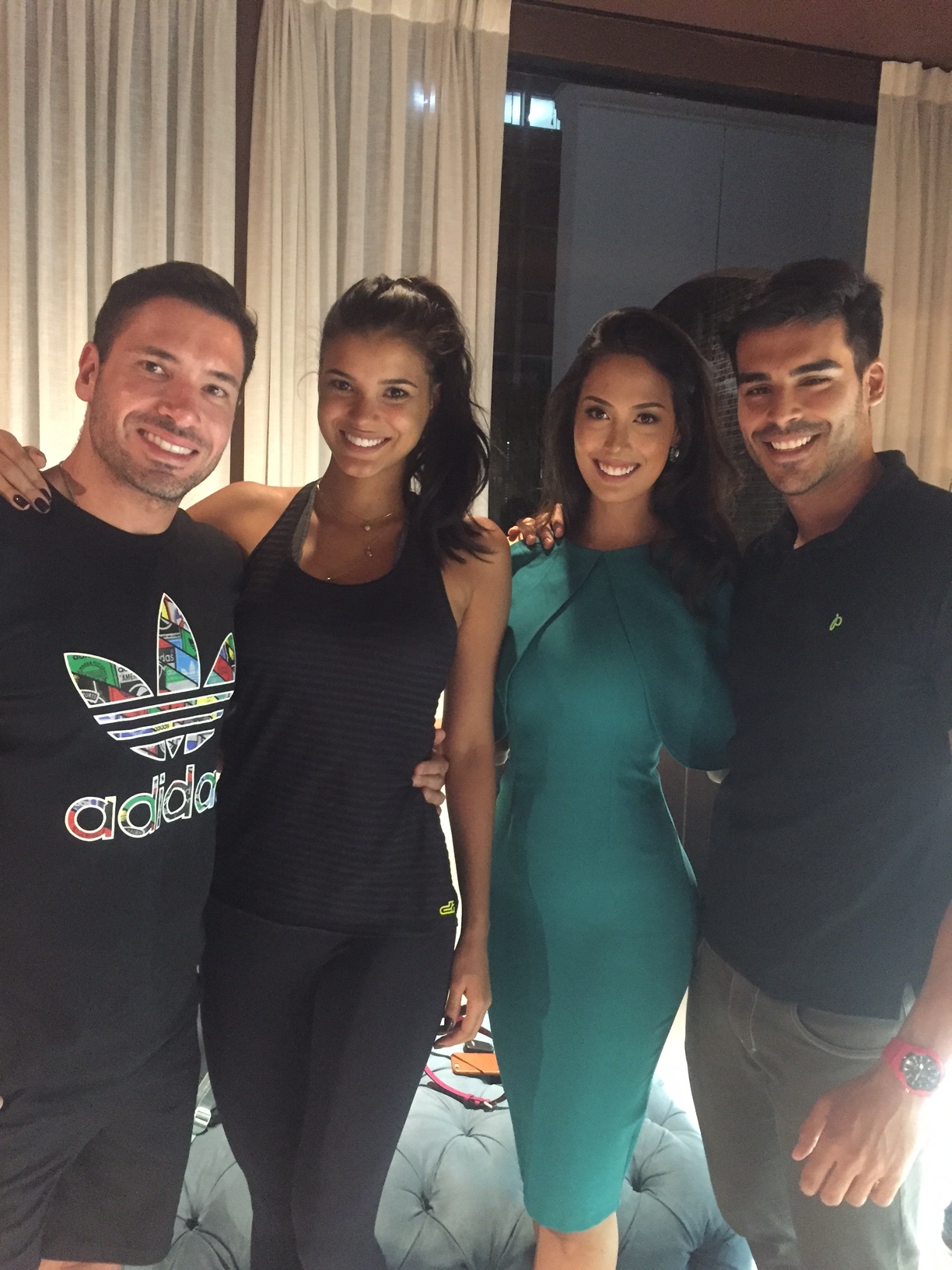 A Miss Mundo Brasil Catharina Choi Nunes e o Mister Brasil Anderson Tomazini ficaram maravilhados com a estrutura da Les Cinq! Por la eles encontraram Jakeline Oliveira, Miss Brasil Universo 2013 (foto Destac Assessoria) 