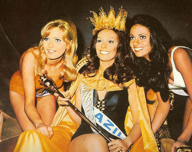 O “top 3″ do Miss Mundo 1971: Reino Unido (3), Lúcia Petterle do Brasil (MISS MUNDO) e Portugal (3).