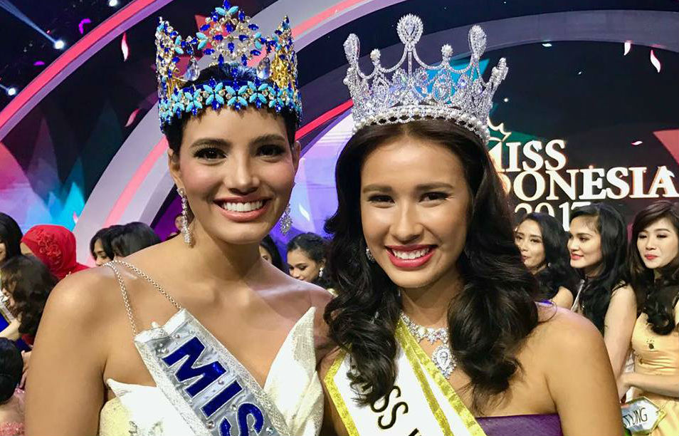  Miss World Stephanie del Valle e Miss Indonésia 2017 Achintya Nilson.
