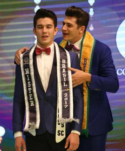 mister2.jpg