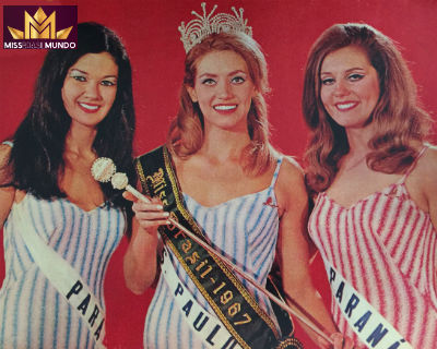 Wilza (dir) foi vice e competiu no Miss Mundo, em Londres. Assumiu o título de "Miss Brasil" e concorreu em Londres como tal.