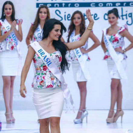 Sendy irradiou alegria e beleza 100% brasileira em Monteria, conquistando os corações dos colombianos.
