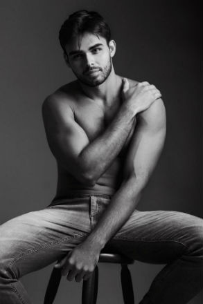 Segundo colocado no Concurso Nacional de Beleza 2017, Leo Nobre assumirá os compromissos do Mister Brasil CNB em território nacional.
