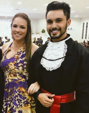 Rhudá e a Miss Brasil Mundo Jane Sousa: comemorando a conclusão do curso de Direito do Mister Goiás CNB 2014.