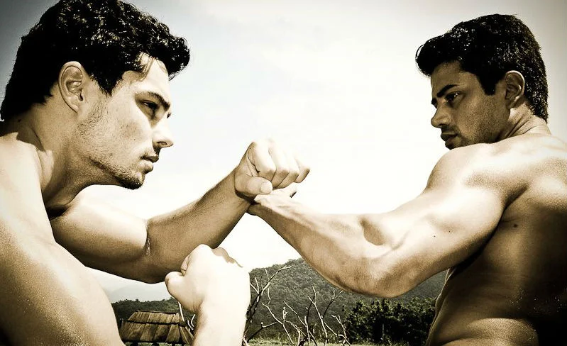 Após 15 emocionantes duelos na final, conheceremos o Mister Brasil CNB 2018! Foto ilustrativa, CNB 2013, EstúdioXis.