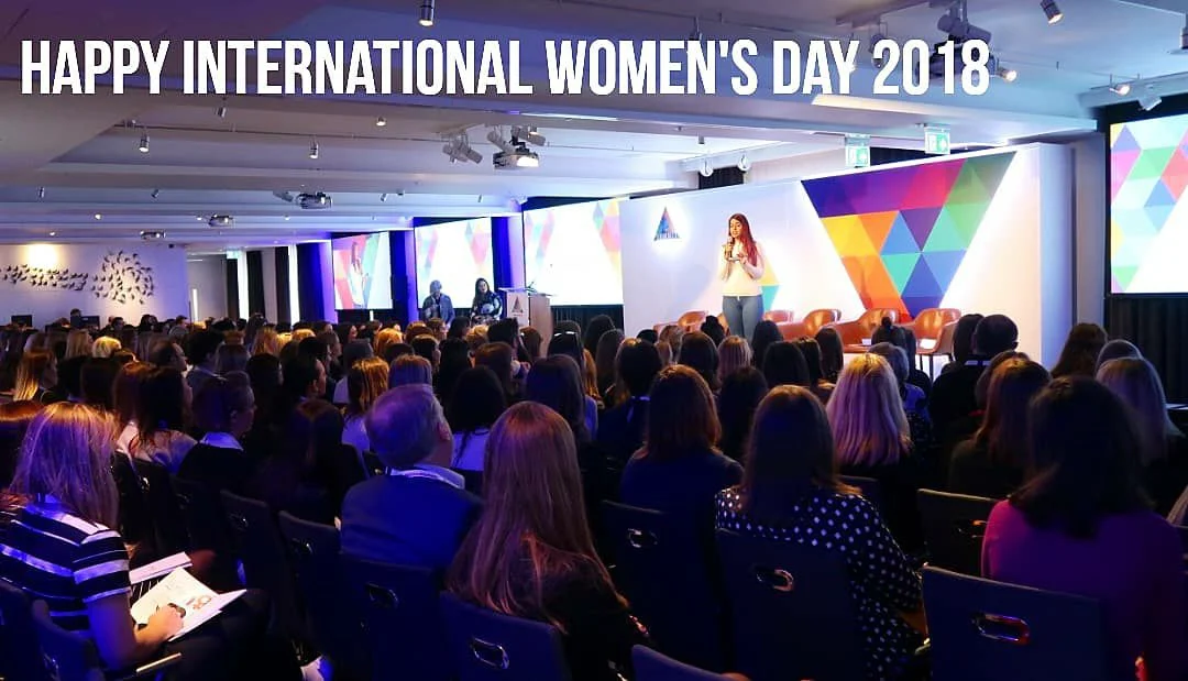 What a way to spend International Women's Day 2018! It was an honour to perform in front of 400 empowering and passionate women and men at the @omniwomen2018 annual summit. 💪