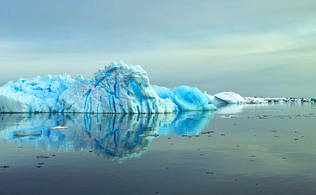 l_blue-berg-closer.jpg