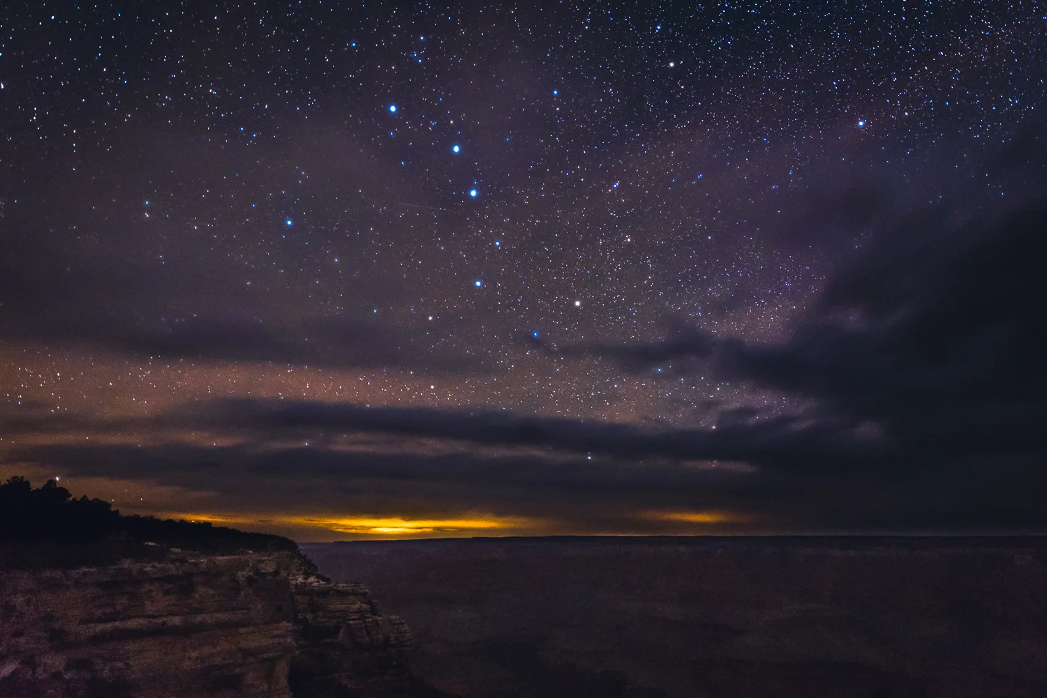 Big Dipper. (Can you see it?) Looking west from Mather Point, the orange glow in the distance is from Las Vegas, over 100 miles away...