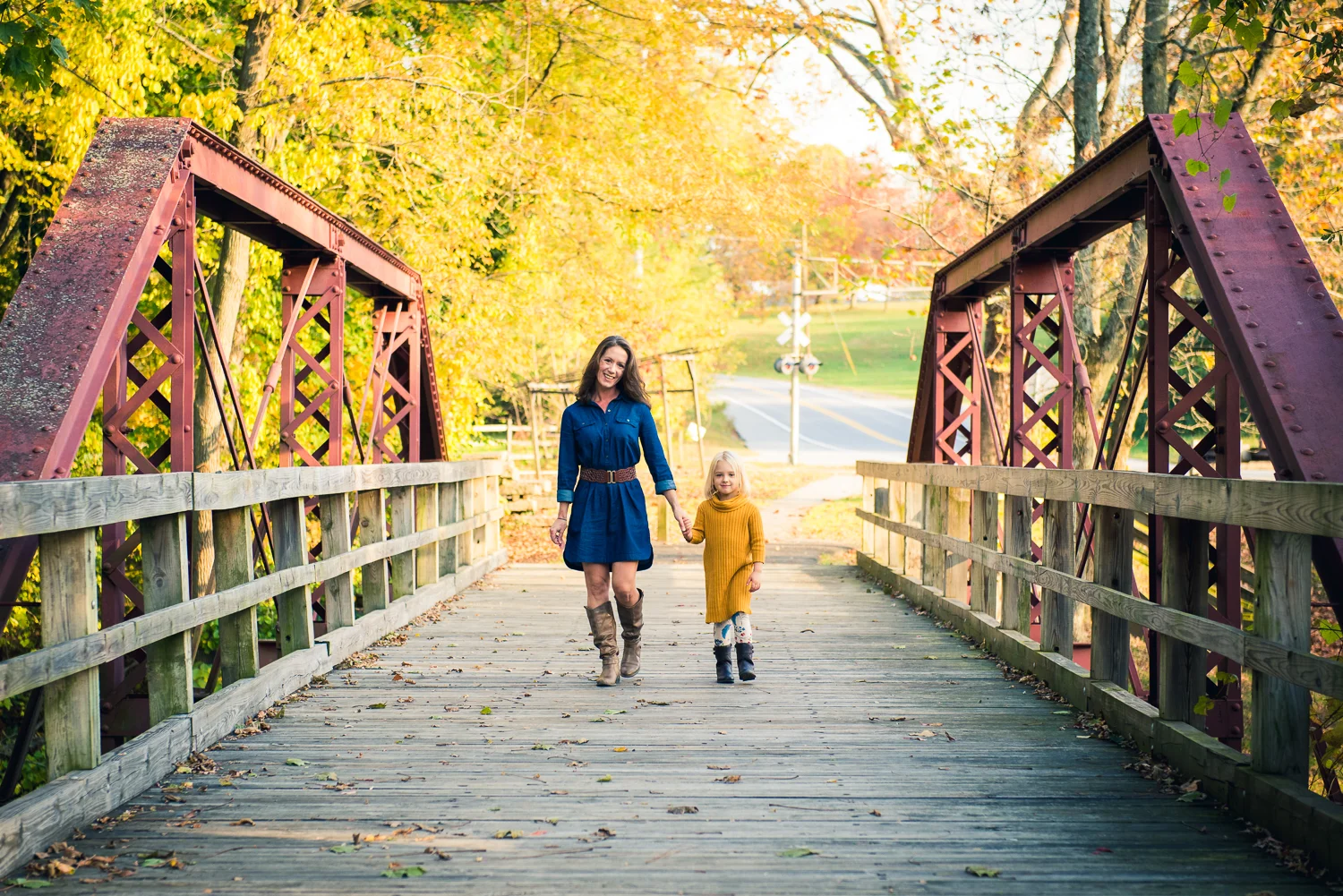 20161102 - Erika and Kayla LR-20.jpg