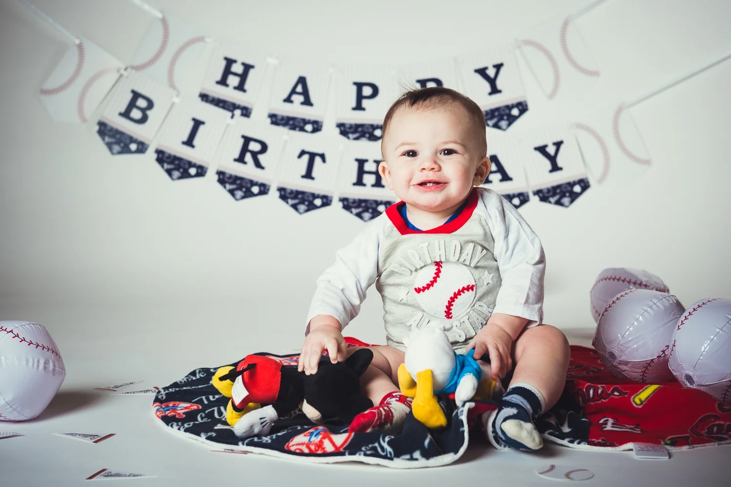 20171217 - Timmys First Bday Portraits LR-8.jpg
