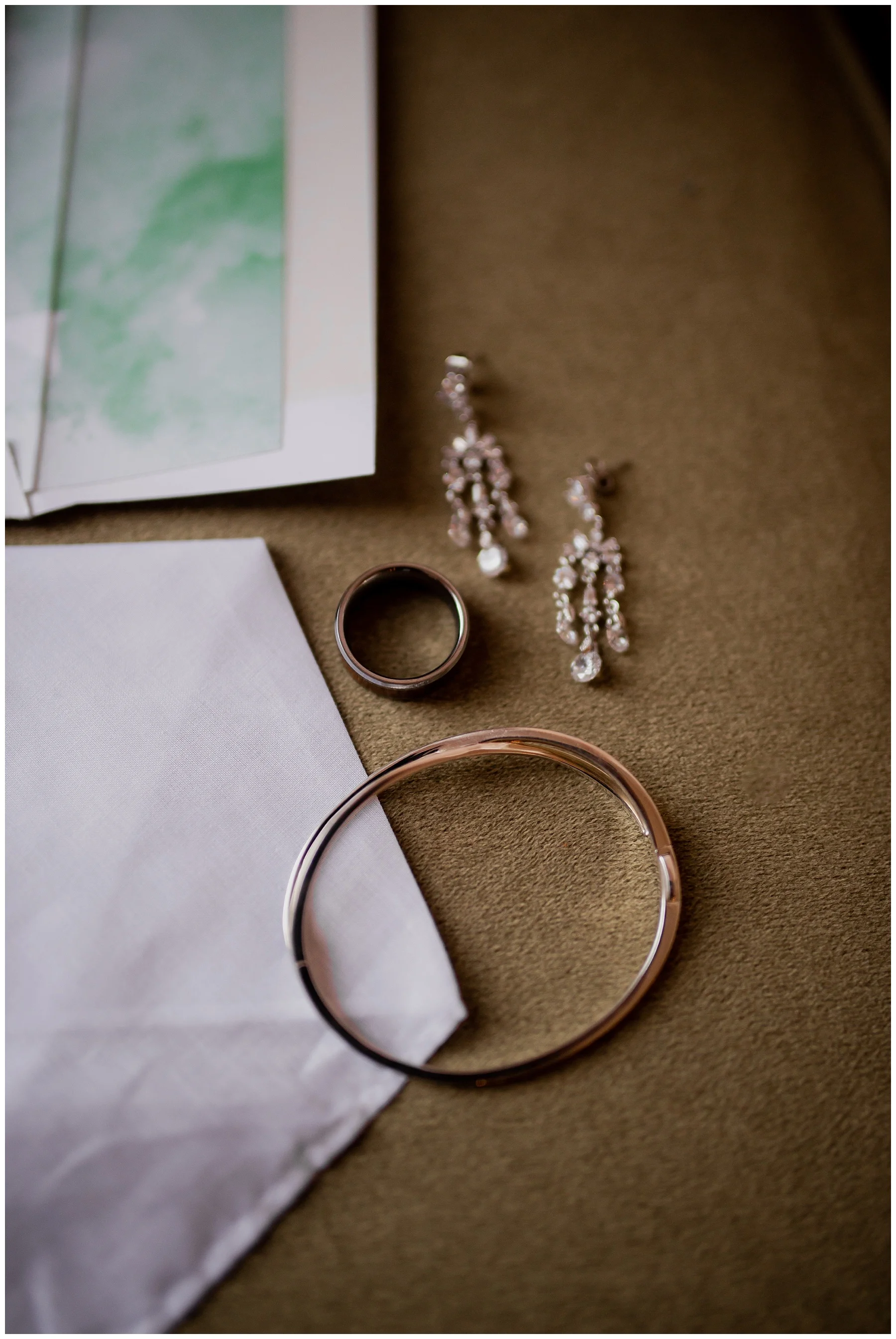 WISCONSIN WEDDING PHOTOGRAPHER -THE COVENANT AT MURRAY MANSION WEDDING-22.jpg