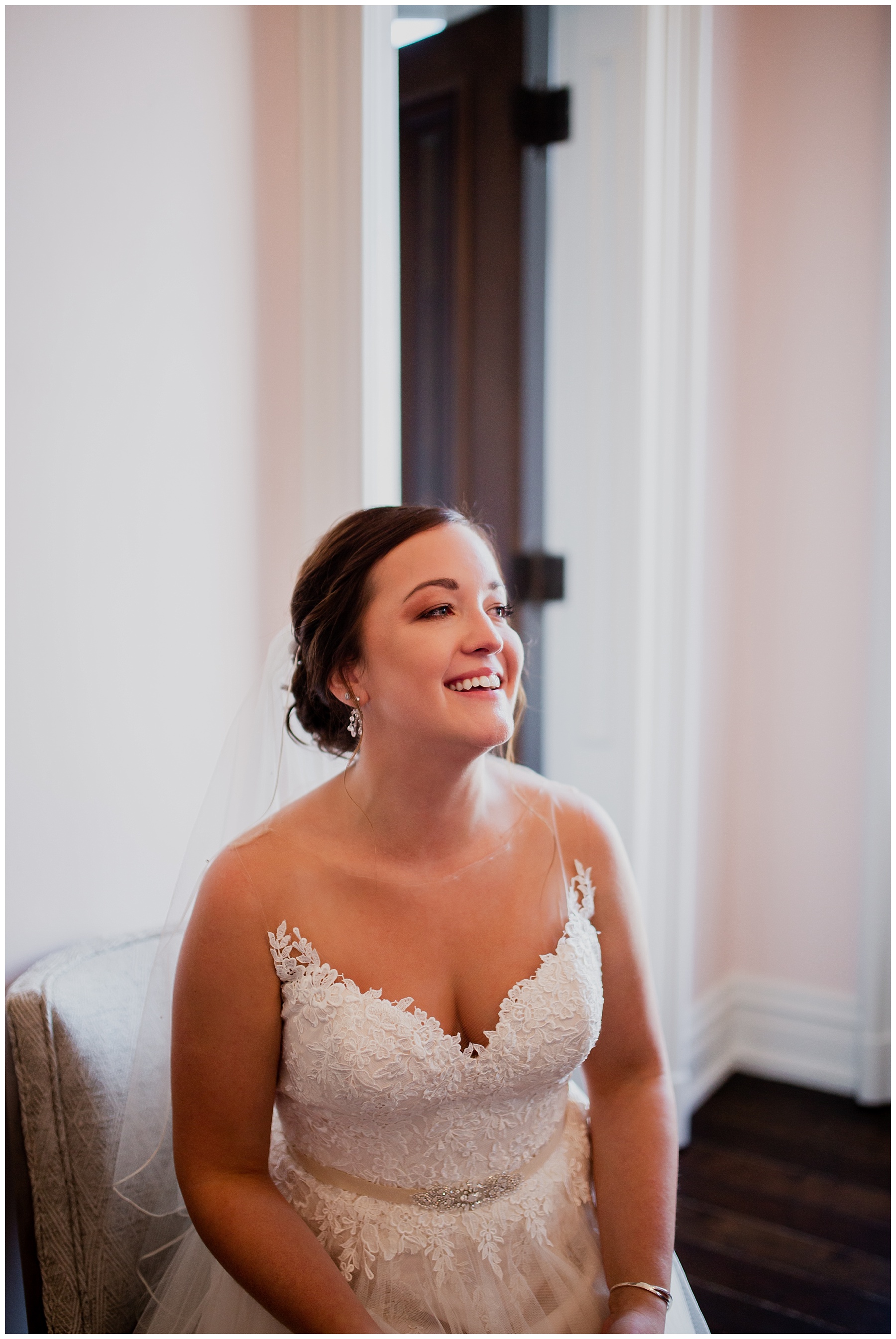 WISCONSIN WEDDING PHOTOGRAPHER -THE COVENANT AT MURRAY MANSION WEDDING-59.jpg