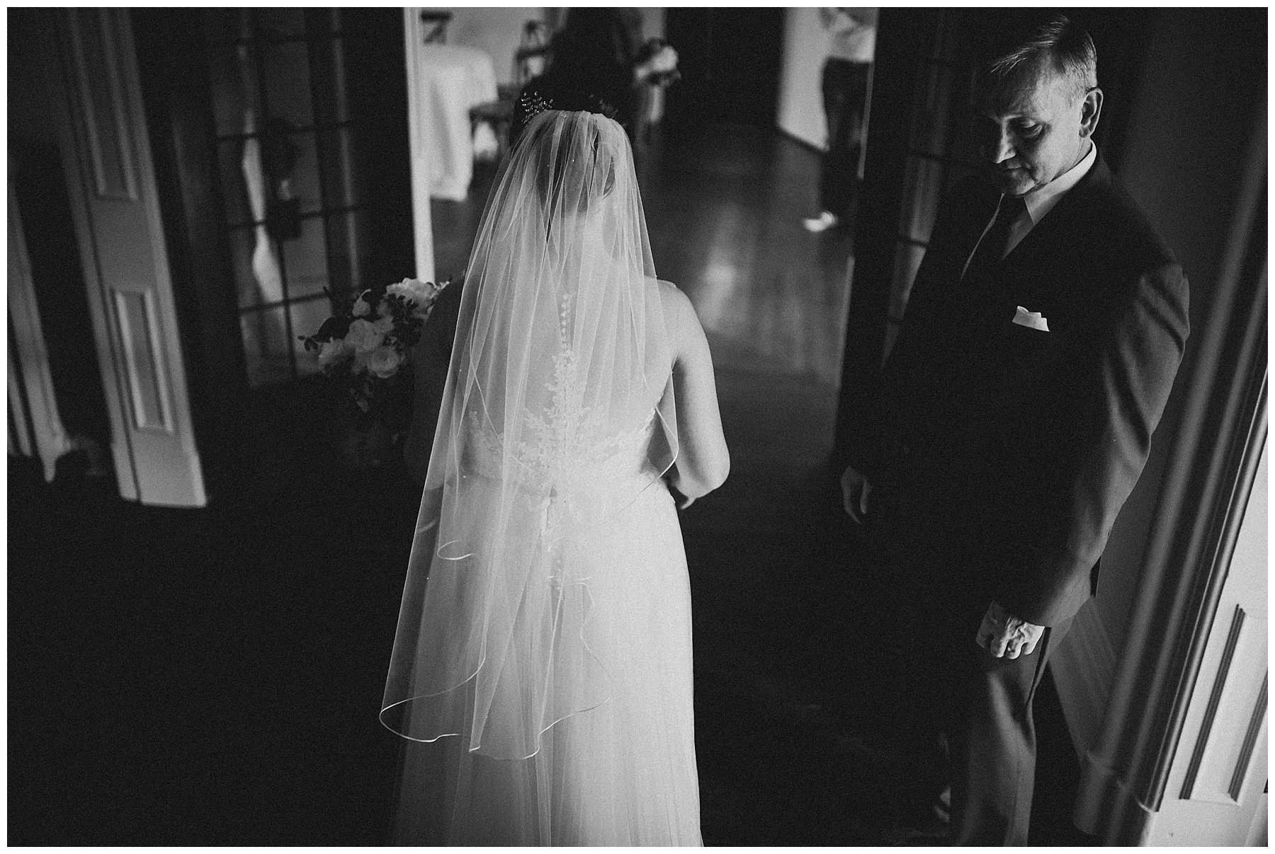WISCONSIN WEDDING PHOTOGRAPHER -THE COVENANT AT MURRAY MANSION WEDDING-66.jpg