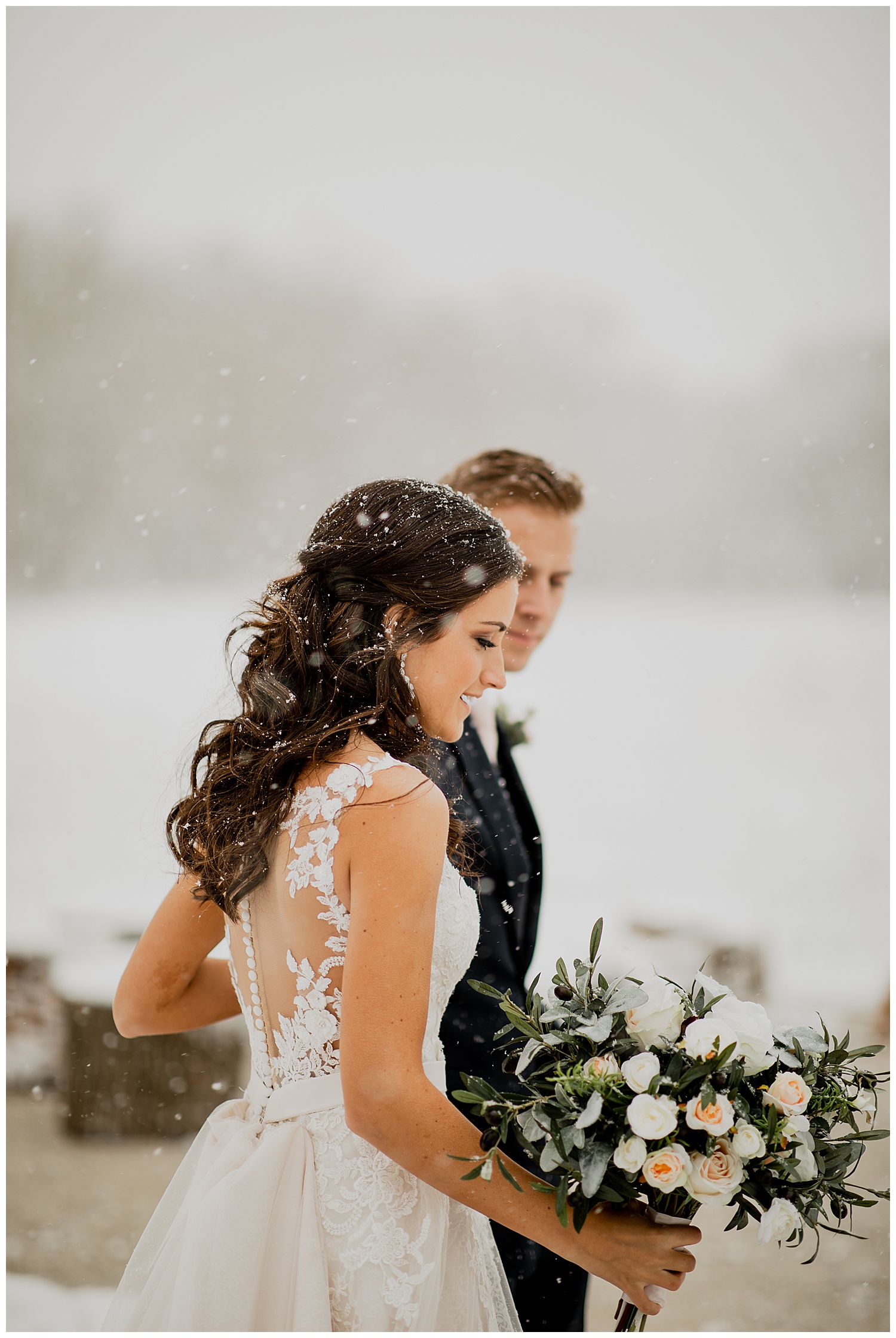 WISCONSIN WEDDING PHOTOGRAPHER 11.jpg