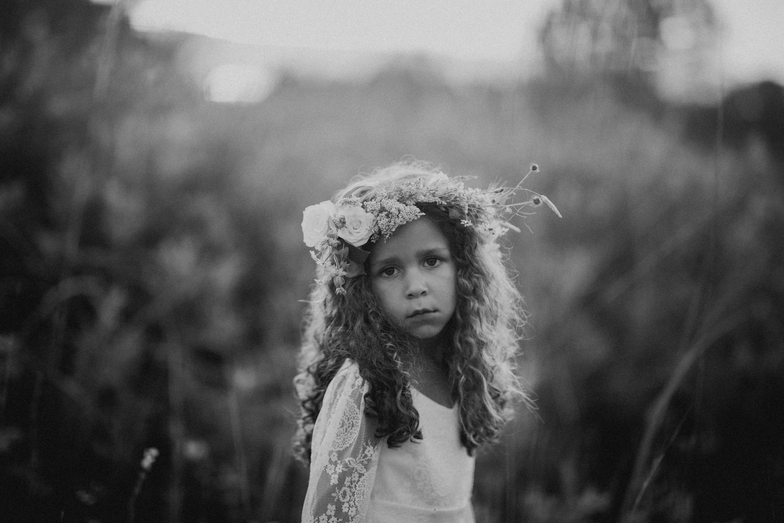 RAELYNN I THE BOHEMIAN FLOWER CHILD  