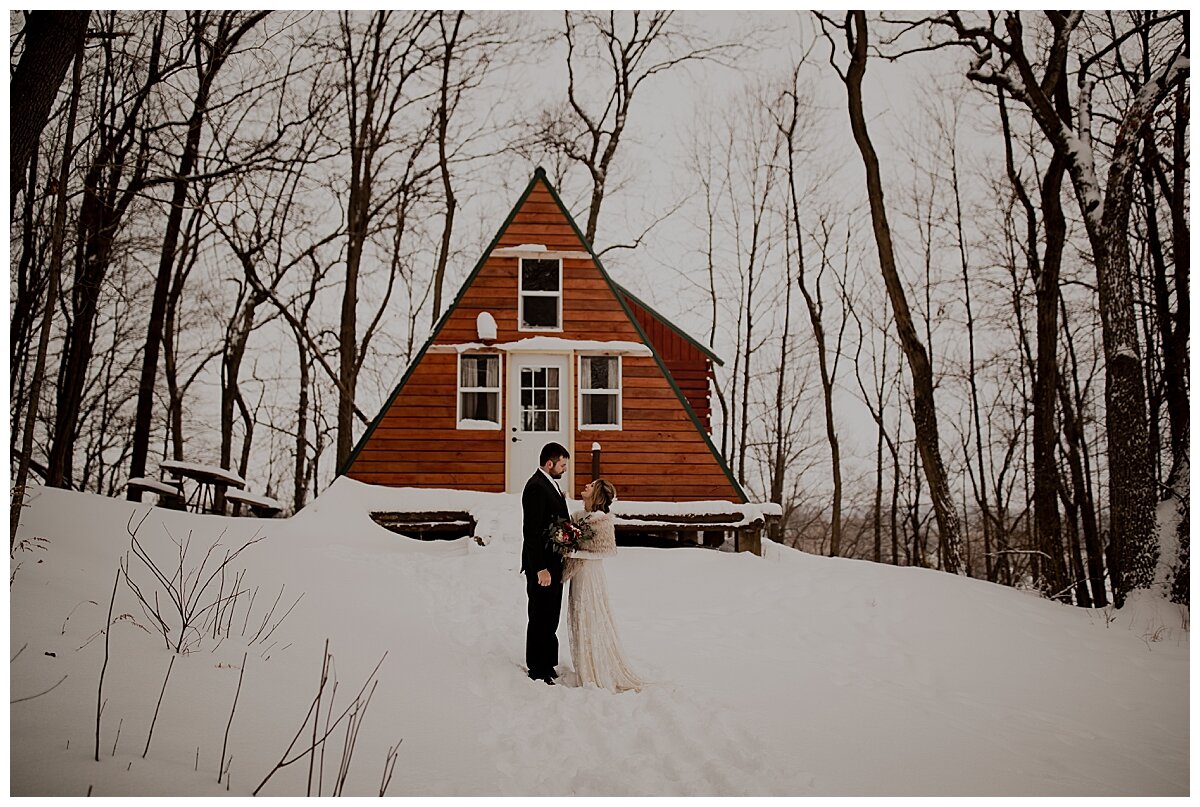 MILWAUKEE WEDDING PHOTOGRAPHER - GLACIER HILLS PARK WEDDING PHOTOS 23.jpg