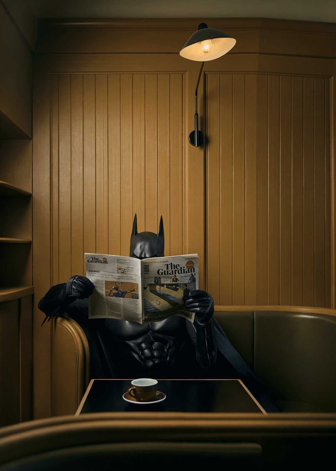 Daily_Bat_2019_4_Coffee_and_News_47A1952_50x70_Multiple.jpg